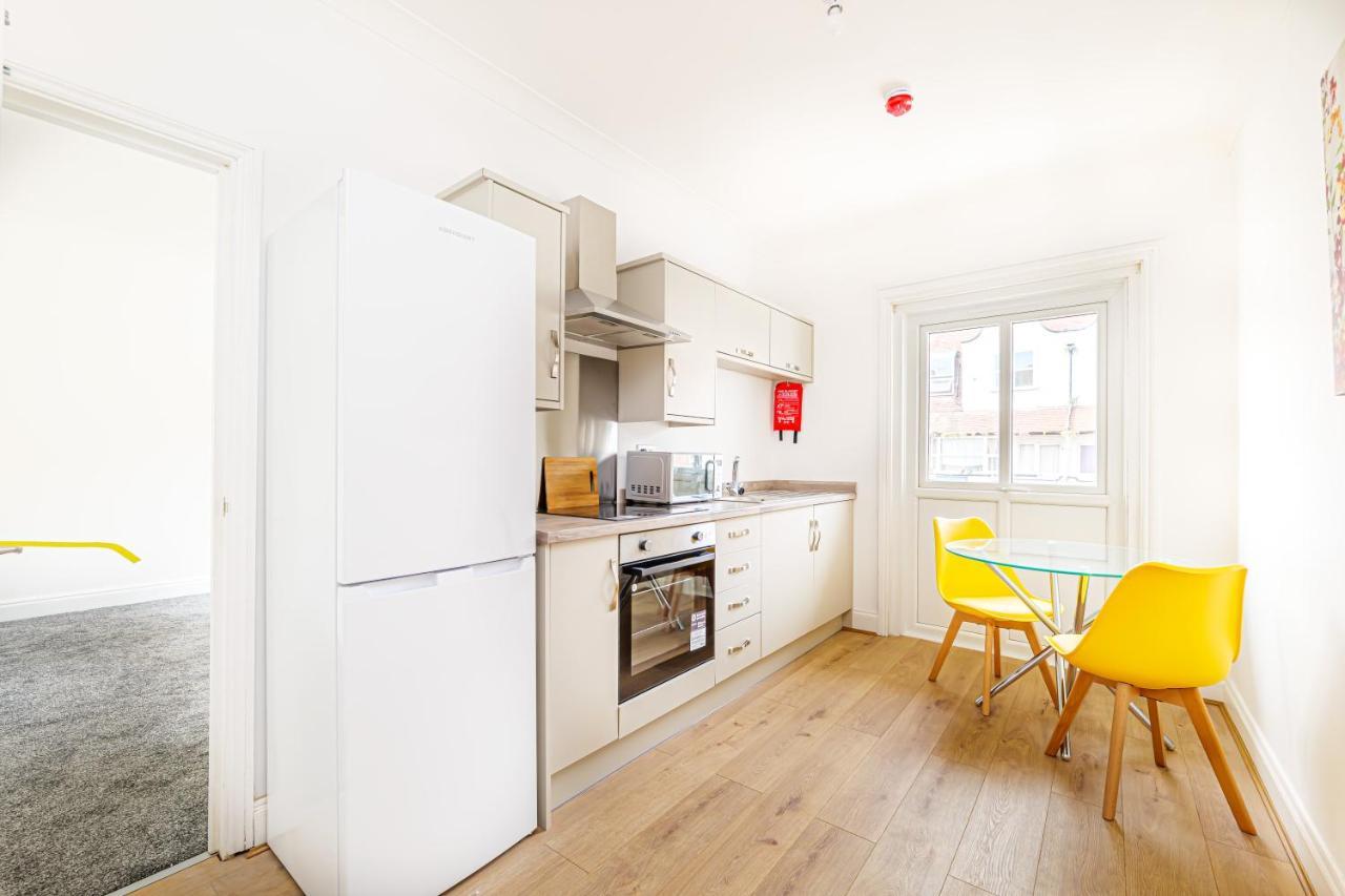 Luxury Apartments In Margate Centre Экстерьер фото