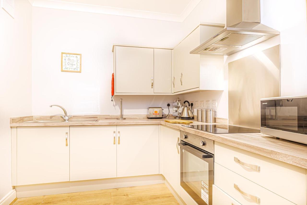 Luxury Apartments In Margate Centre Экстерьер фото